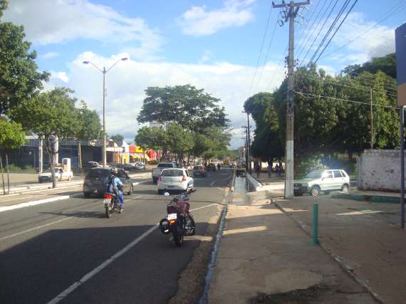 Avenida Presidente Kennedy