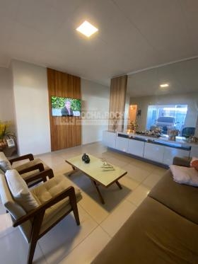 Casa Comercial