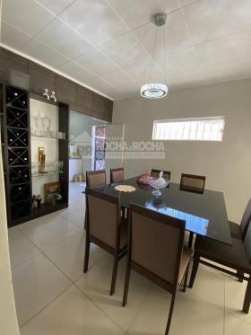 Casa Comercial