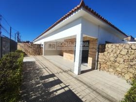 Casa comercial